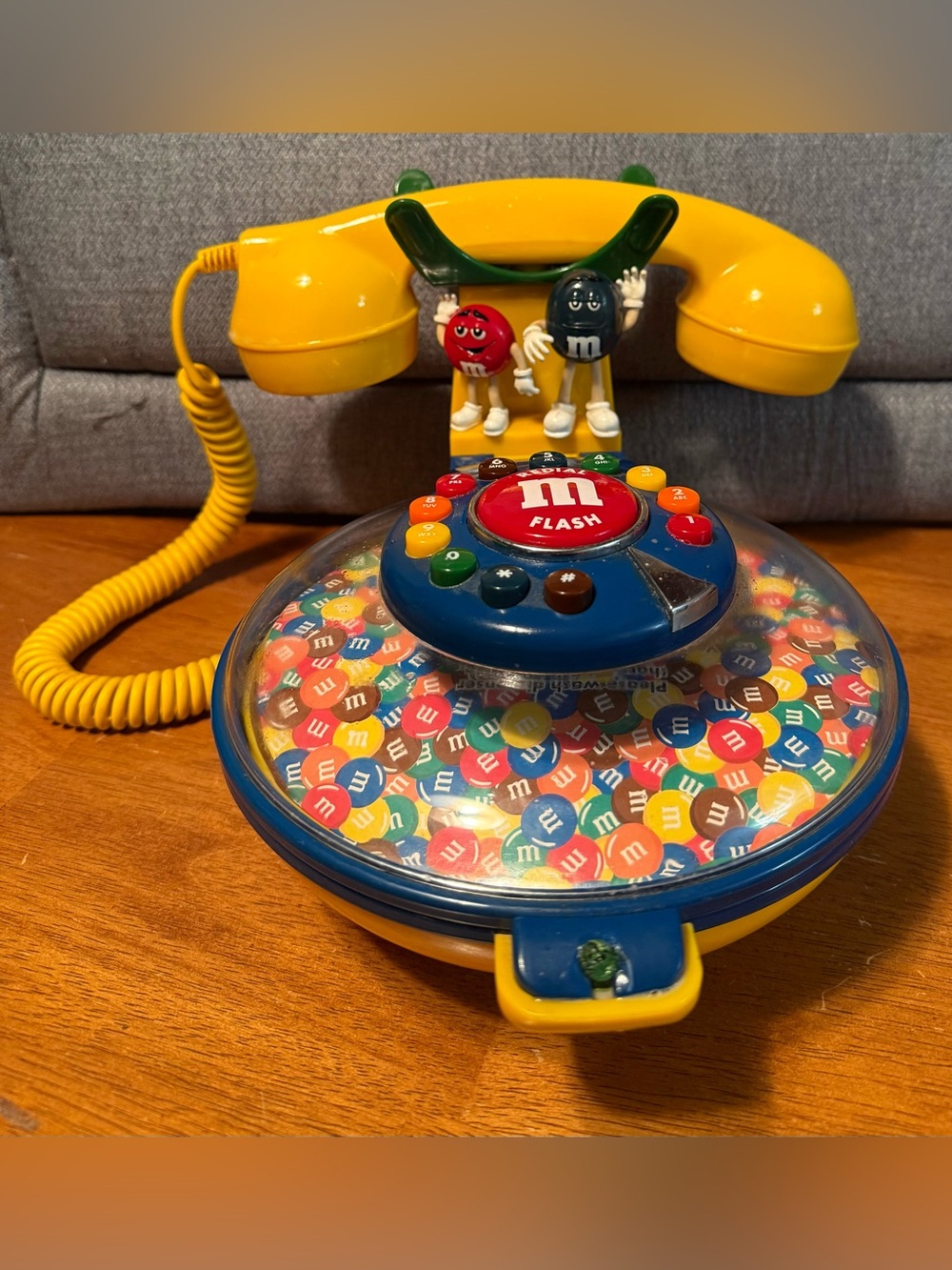 M&M'S Yellow Handset  Phone with Blue Dial and Multicolor Candy Dish